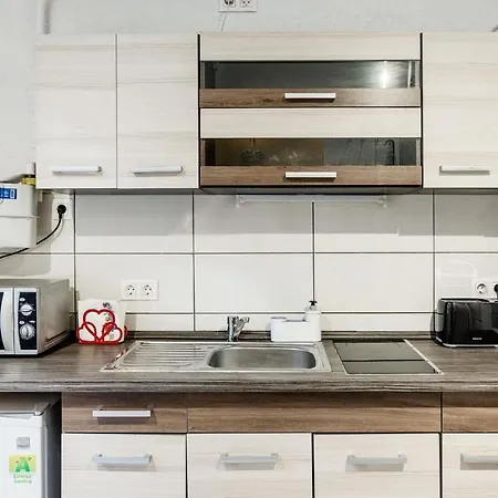 Apartment Akacfa 27-2 Center With Aircon