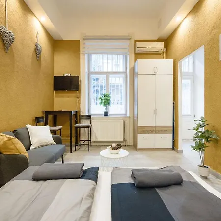Akacfa 27-2 Center With Aircon Apartment Budapest